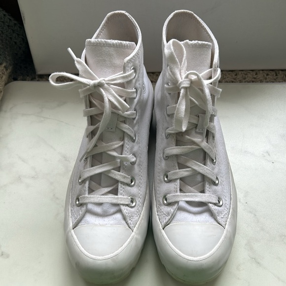 White Converse Chuck Taylor 2.0 Lugged High Top Platform Size 8 Women - Picture 4 of 15